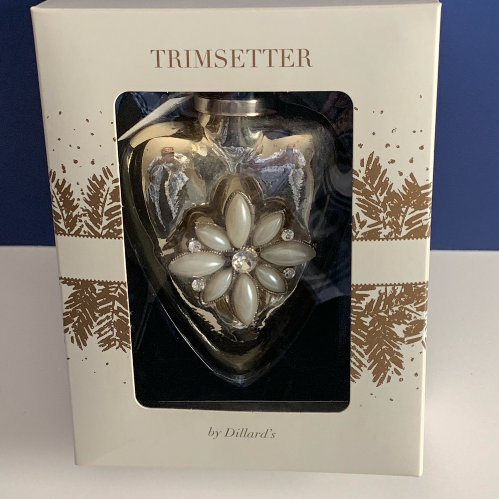 TRIMSETTER 4.5” Dillard’s Christmas Tree Ornament